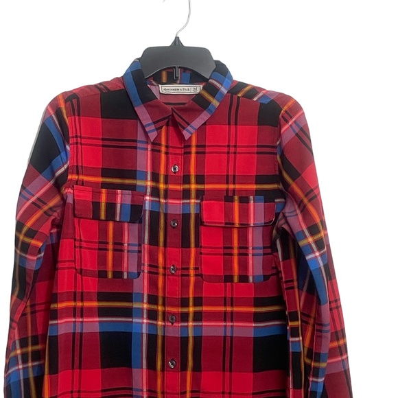 Abercrombie & Fitch Women's Medium Red Plaid Button Up 100% Polyester Pockets - Picture 5 of 6